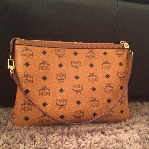 mcm clutch purse